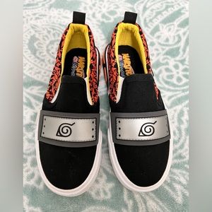 Size 13 Naruto kids NWT tennis